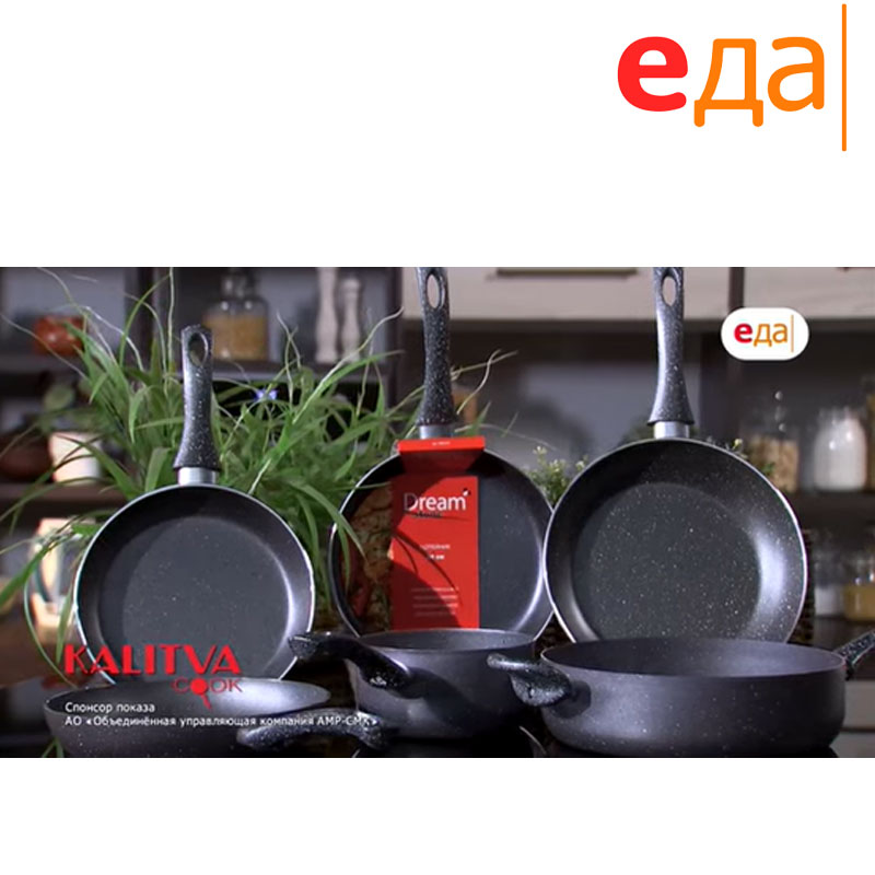 Ведущий передачи «Кухня по заявкам» Илья Лазерсон готовит салаты, супы и даже яйца — все блюда, где гренки просто необходимы!