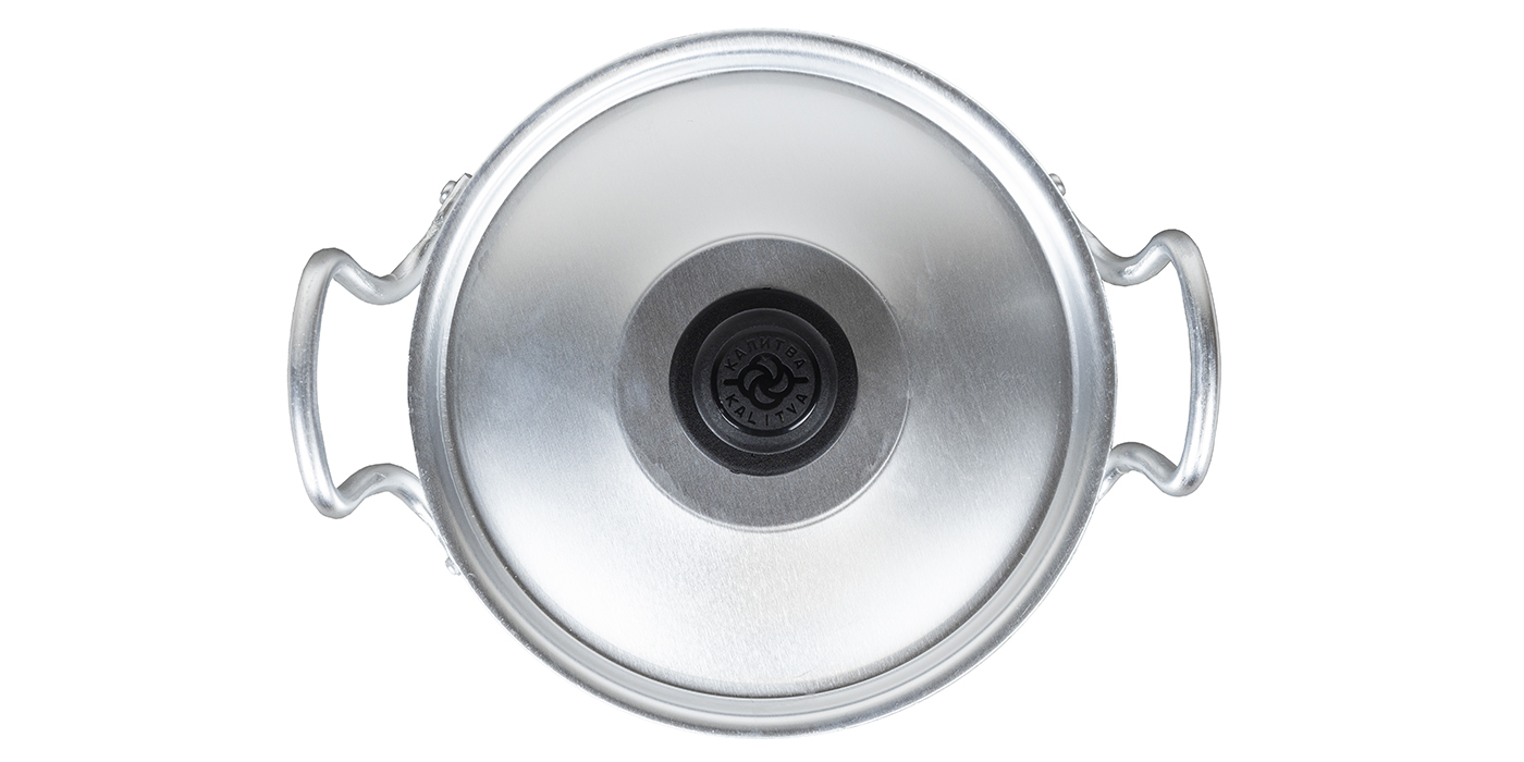 картинка Кастрюля 2,5 л., 2 металлические ручки, металлическая крышка от торговой марки Калитва ТМ